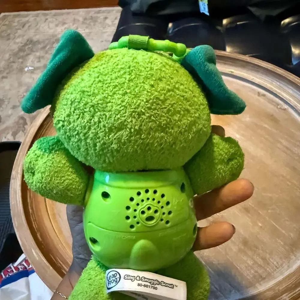 LeapFrog Sing & Snuggle Scout Plush Toy
